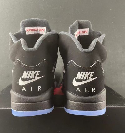 Jordan metalic 5s
