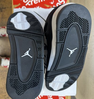 Jordan Retro 4 White Thunder