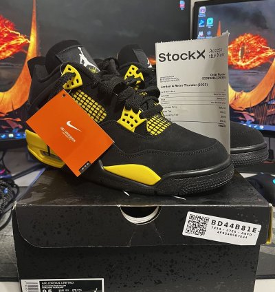 Jordan Thunder 4s