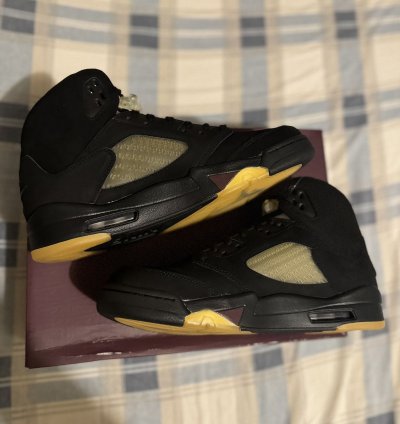 Ma Mani re Air Jordan 5 Retro Dusk