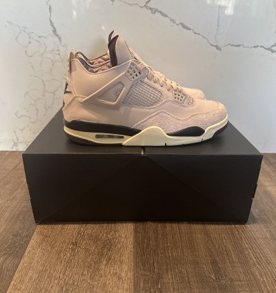 Ma Mani re Jordan 4