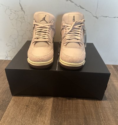 Ma Mani re Jordan 4