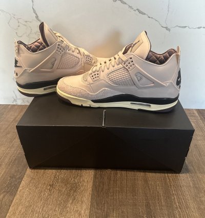 Ma Mani re Jordan 4