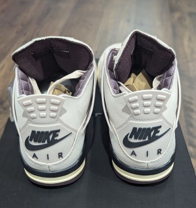 Ma Mani re Nike Air Jordan 4 Retro