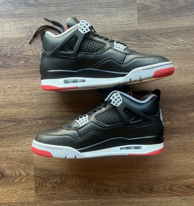 Men Nike Air Jordan 4 2024 Retro Bred Sneakers