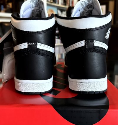 NIKE AIR JORDAN 1 85 RETRO HIGH BLACK WHITE 9 5 BQ4422-001