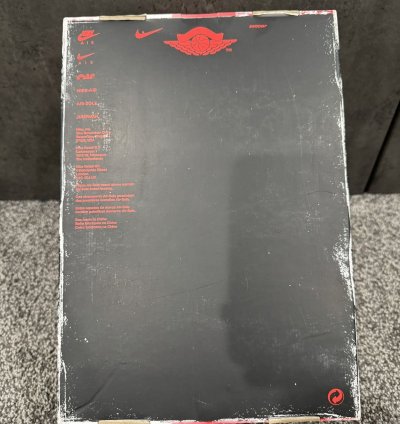Nike Air Jordan 1 Lost and Found Chicago - 10