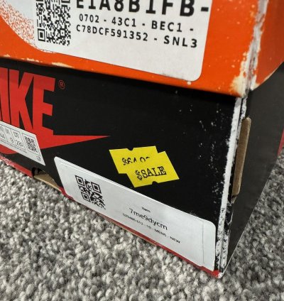 Nike Air Jordan 1 Lost and Found Chicago - 10