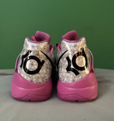 Nike kd 4 aunt pearl 2024