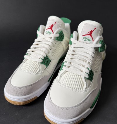 Nike SB Air Jordan 4 Retro Pine Green