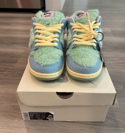 Nike SB Dunks Verdy Visty