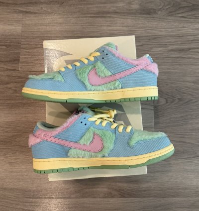 Nike SB Dunks Verdy Visty