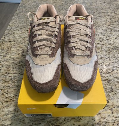 Nike Strange Love SB Special box size 9