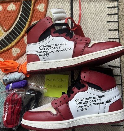 Off-white jordon 1 Chicago