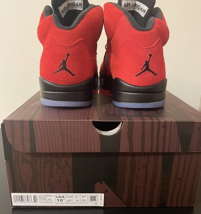 Raging Bull 5s (2021)
