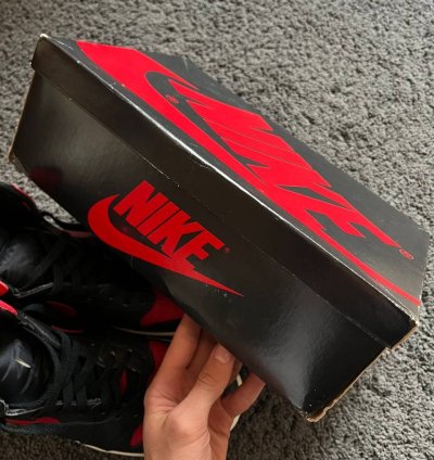 RARE Jordan 1 High OG Bred Black Red (1985) VINTAGE