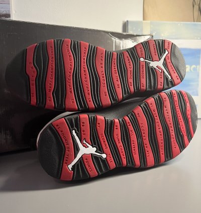 Retro Air Jordan 10 Chicago 2012 white varsity black