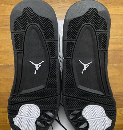 Size 13 - Air Jordan 4 Retro White Thunder Black Men