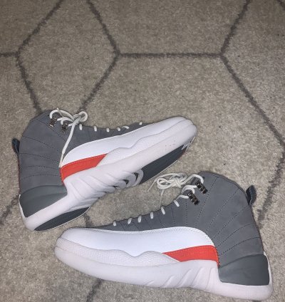 Size 7 - AIR JORDAN 12 COOL GREY 2012