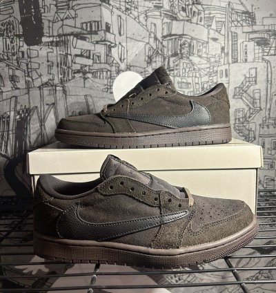 Size 8 Travis Scott Air Jordan 1 Velvet Brown
