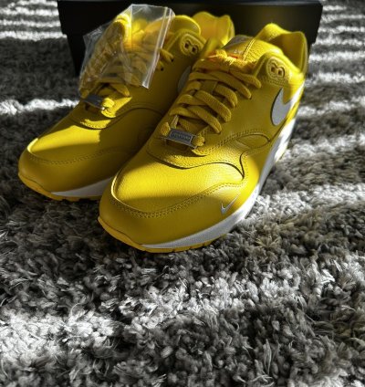 Supreme Nike Air Max 1 Speed Yellow