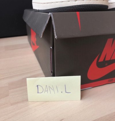 Travis Scott - Air Jordan 1 Low Dark Mocha