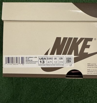 Travis Scott Jordan 1 low