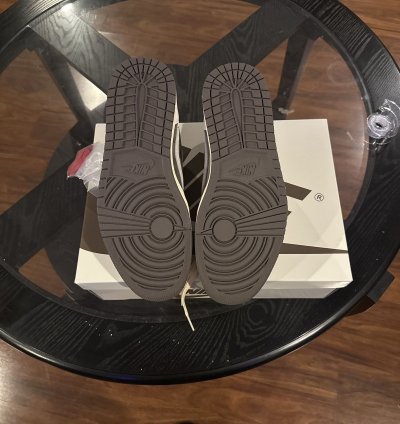 Travis Scott Jordan 1 Low Reverse Mocha