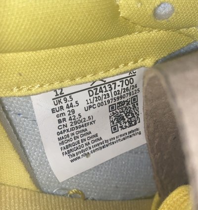 Travis Scott Jordan 1 Retro Low Canary