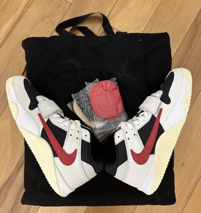 Travis Scott Jordan Jumpman Jack TR University Red