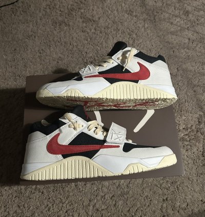 Travis Scott Jumpman Jack- University Red