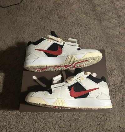 Travis Scott Jumpman Jack- University Red