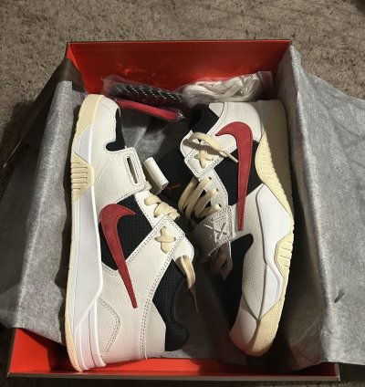 Travis Scott Jumpman Jack- University Red