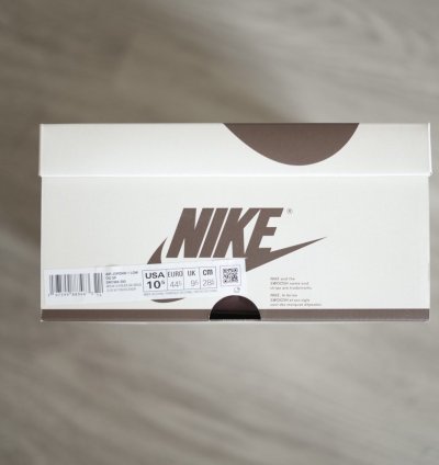 Travis Scott Medium Olive