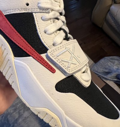 Travis Scott Nike Jumpman Jack TR University Red