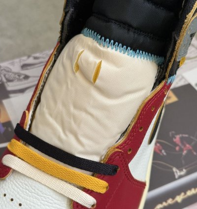 Union Jordan 1 Retro High OG SP Chicago Shadow