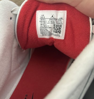 WORN ONCE Jordan 3 White Cement