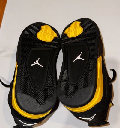 Yellow thunder Jordan 4(ds)