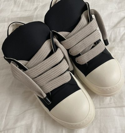(41 5) Plush Puffer Jumbo Lace Sneakers