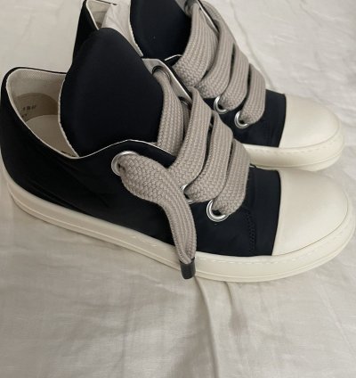 (41 5) Plush Puffer Jumbo Lace Sneakers