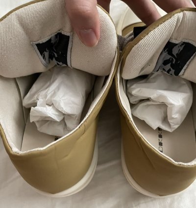 (42 5) Plush Puffer Jumbo Lace Sneakers