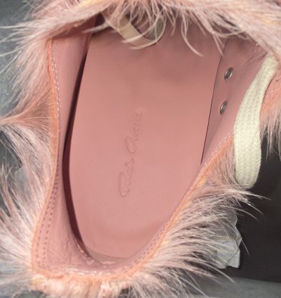 22 Strobe Pink Fur Low Ramones