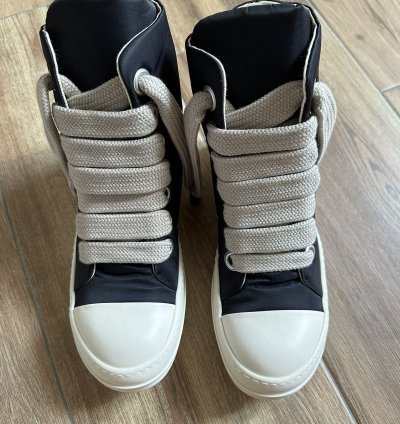 42 NYLON Jumbo Laces puffer high top Ramones