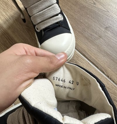 42 NYLON Jumbo Laces puffer high top Ramones
