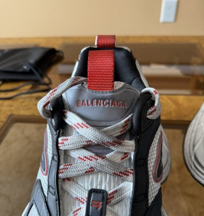 Balenciaga 10XL Sneaker White Grey Red