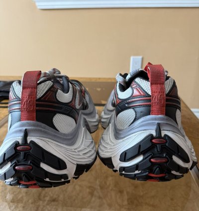 Balenciaga 10XL Sneaker White Grey Red