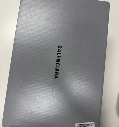 Balenciaga 3XL BNIB sz 44