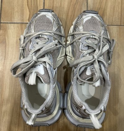 Balenciaga 3xl Eggshell