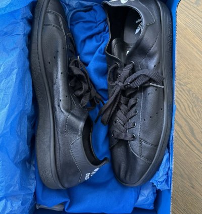 Balenciaga Adidas Stan Smiths (black) size 42