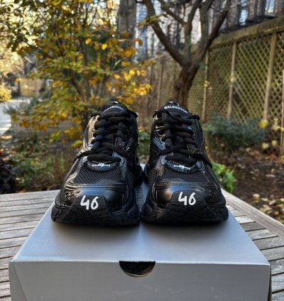 Balenciaga Blk Blk Runner Sneakers